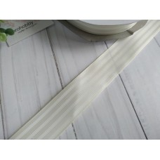 Лента репсовая 25 мм "Белые полоски на кремовом"